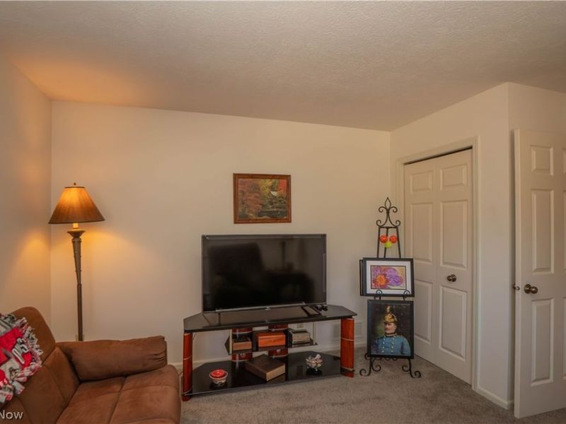 101 N Circle Drive , Canton, OH 44709 Photo 27