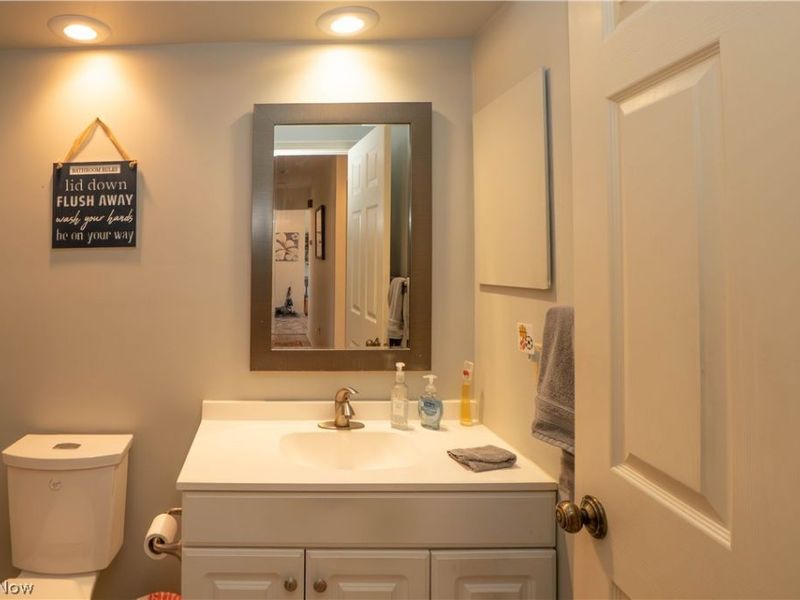 101 N Circle Drive, Canton, OH 44709 Photo 29