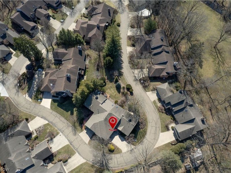 101 N Circle Drive, Canton, OH 44709 Photo 3