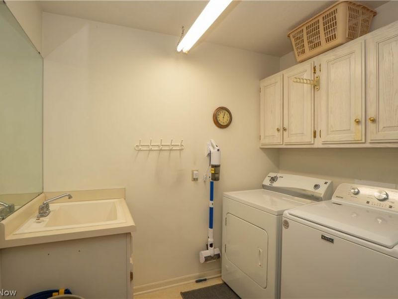 101 N Circle Drive , Canton, OH 44709 Photo 31