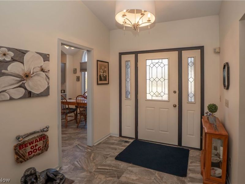 101 N Circle Drive , Canton, OH 44709 Photo 4