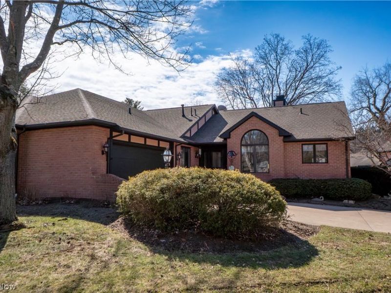 101 N Circle Drive , Canton, OH 44709 Photo 41