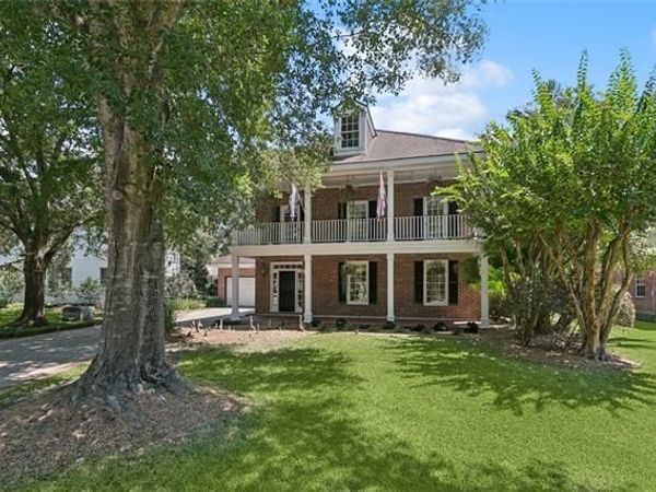 4 MUIRFIELD Place , New Orleans, LA 70131