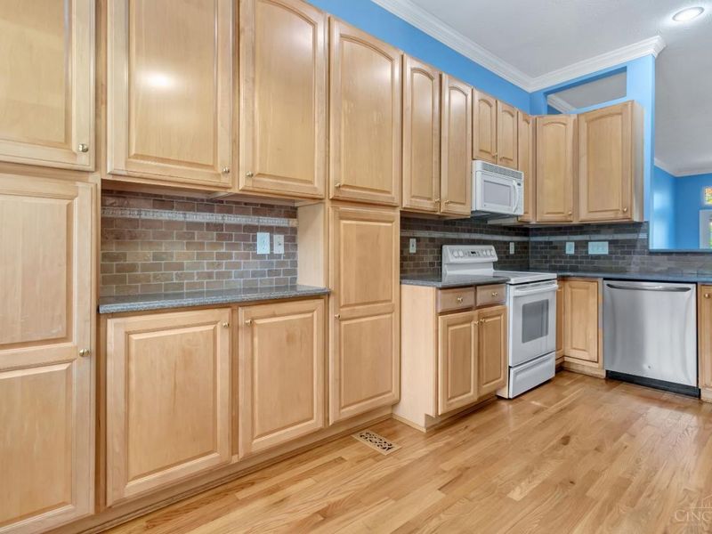 4268 Fontenay Drive, Mason, OH 45040 Photo 7