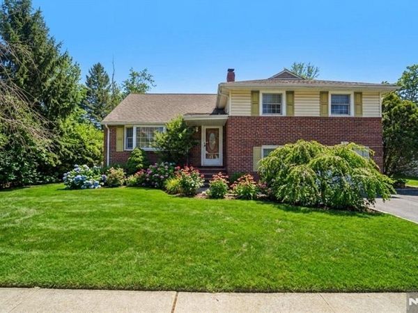 204 Pierron Street, NORTHVALE, NJ 07647