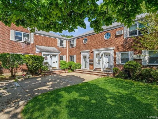 263-33 73rd Avenue , Unit 97A72, Glen Oaks, NY 11004