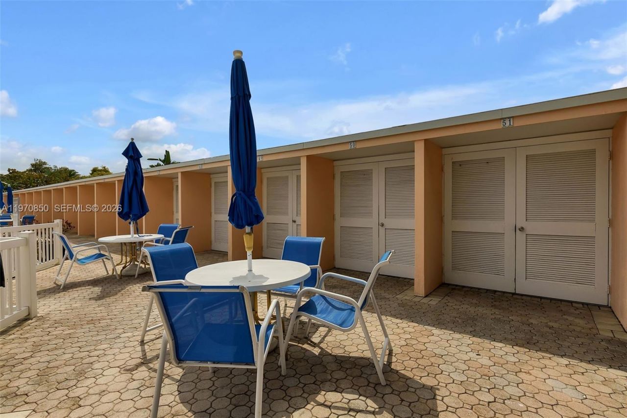 2180 NE 67th St, Unit 723, Fort Lauderdale, FL 33308 Photo