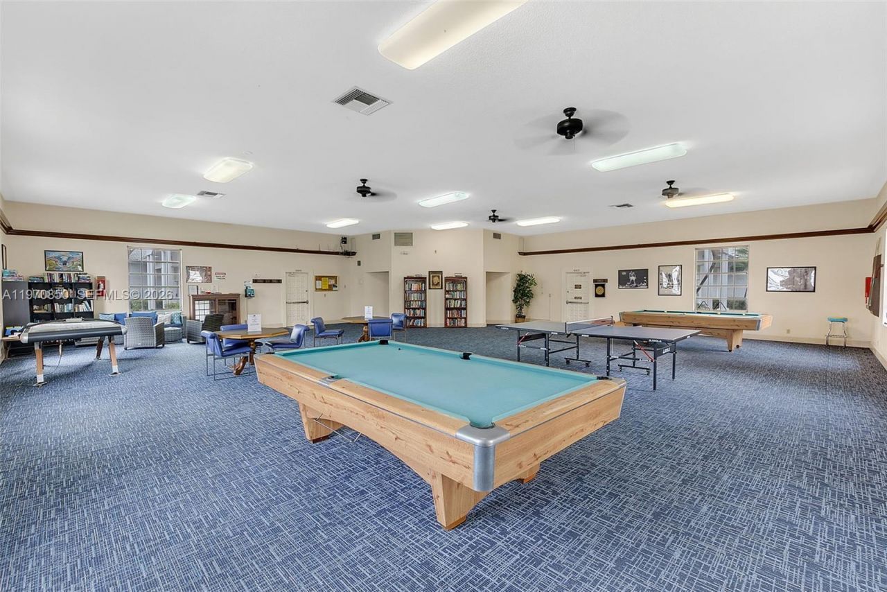 2180 NE 67th St, Unit 723, Fort Lauderdale, FL 33308 Photo