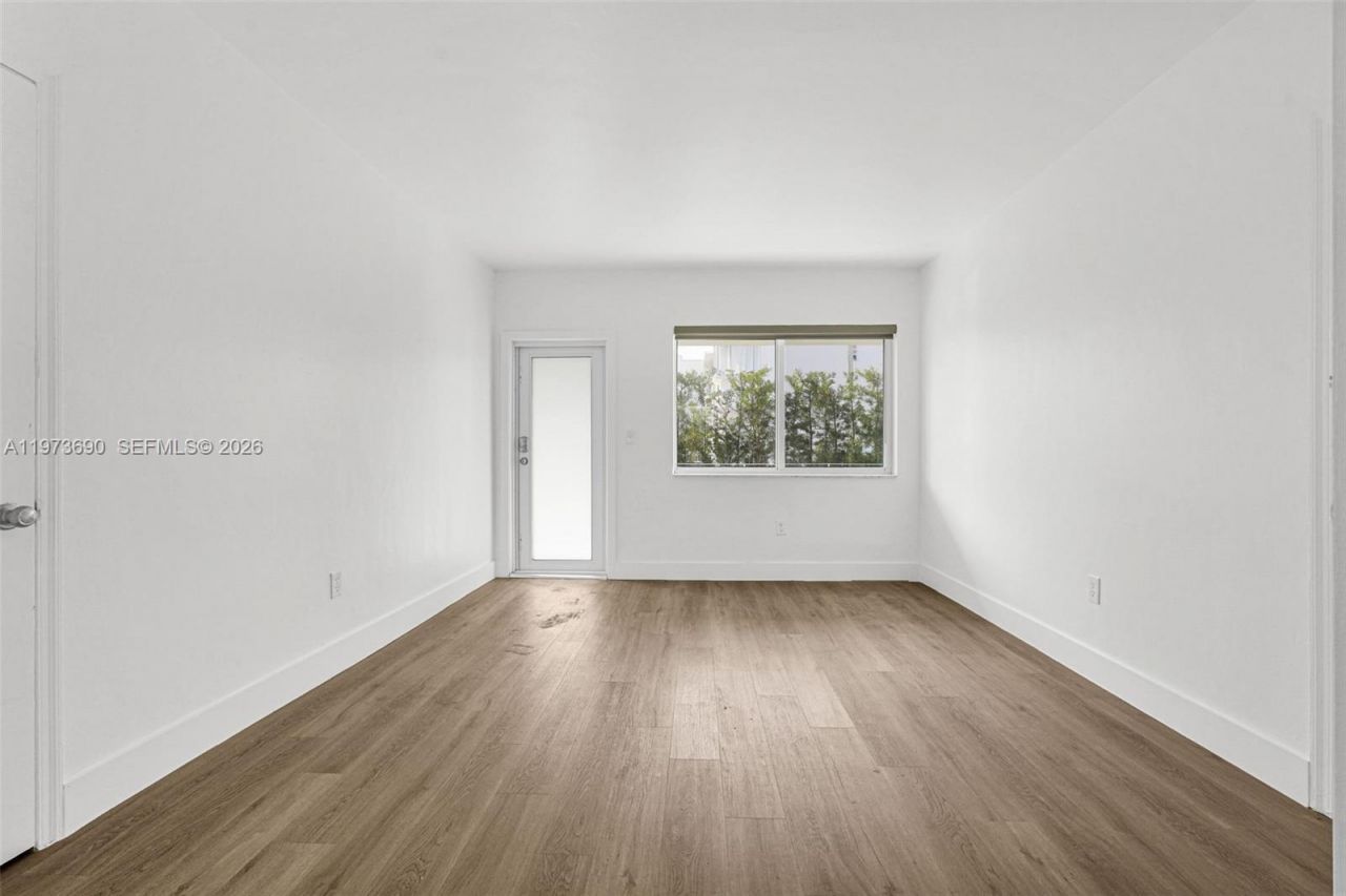 319 80th St , Unit 3, Miami Beach, FL 33141 Photo