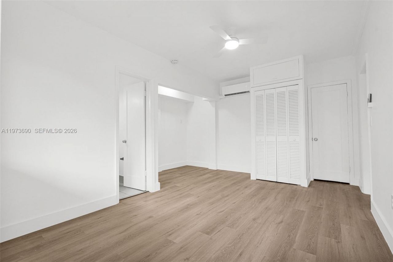 319 80th St , Unit 3, Miami Beach, FL 33141 Photo