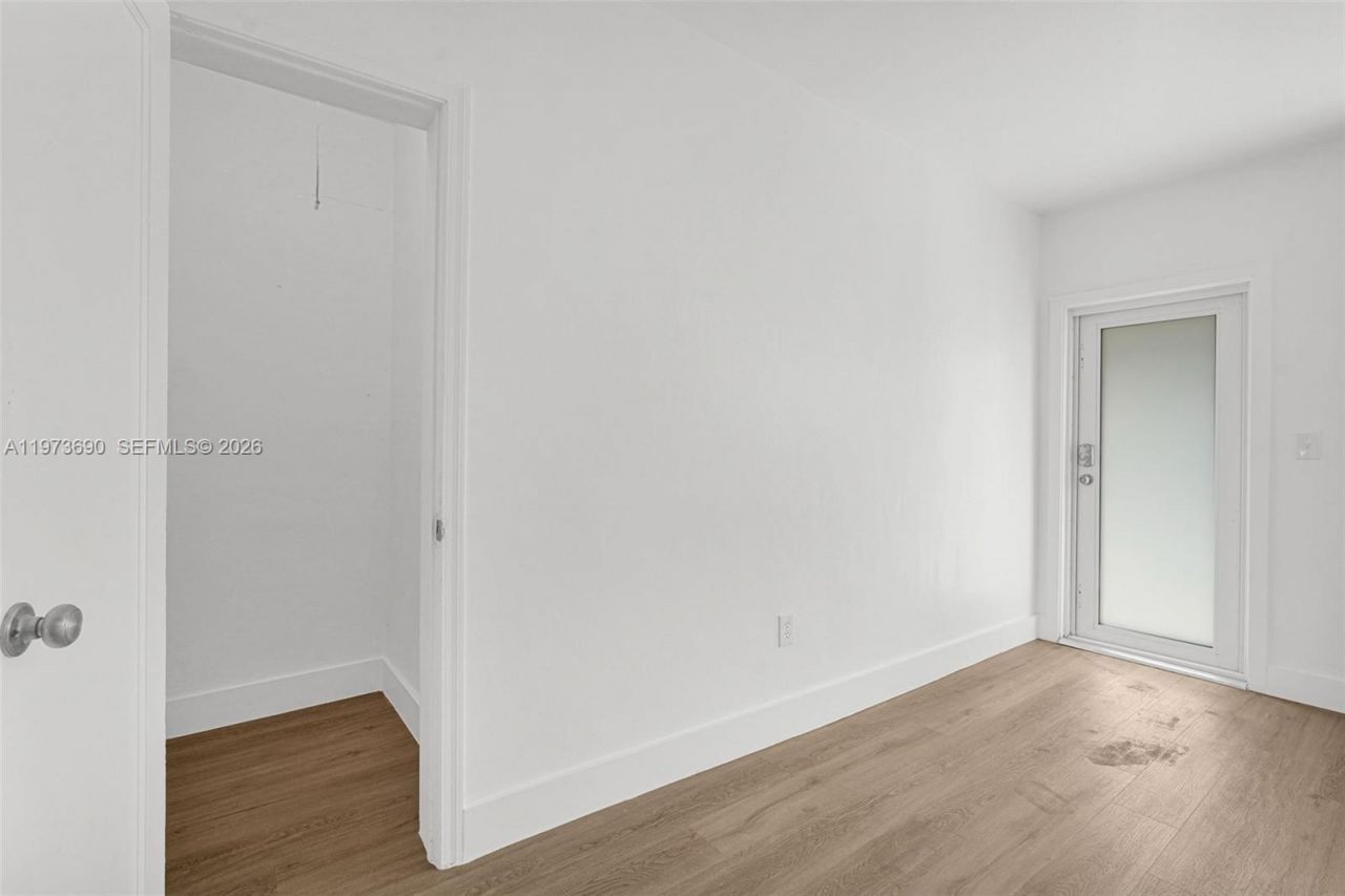 319 80th St , Unit 3, Miami Beach, FL 33141 Photo