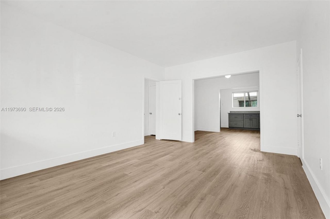 319 80th St , Unit 3, Miami Beach, FL 33141 Photo