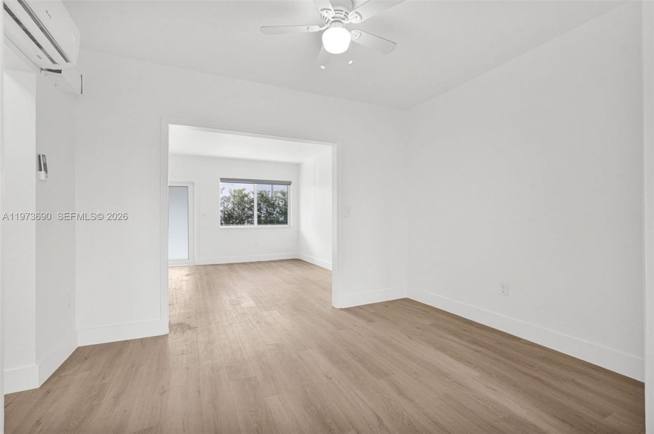 319 80th St , Unit 3, Miami Beach, FL 33141 Photo