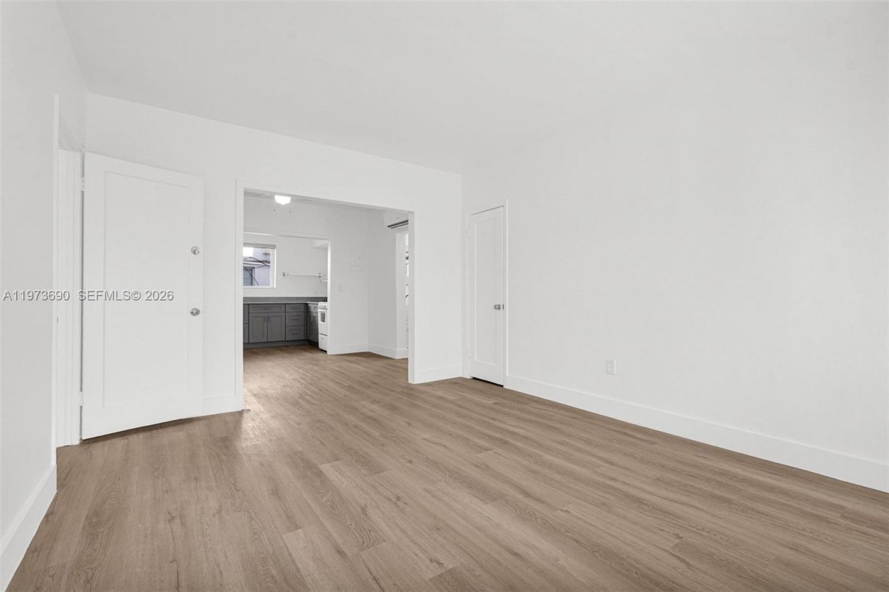 319 80th St , Unit 3, Miami Beach, FL 33141 Photo