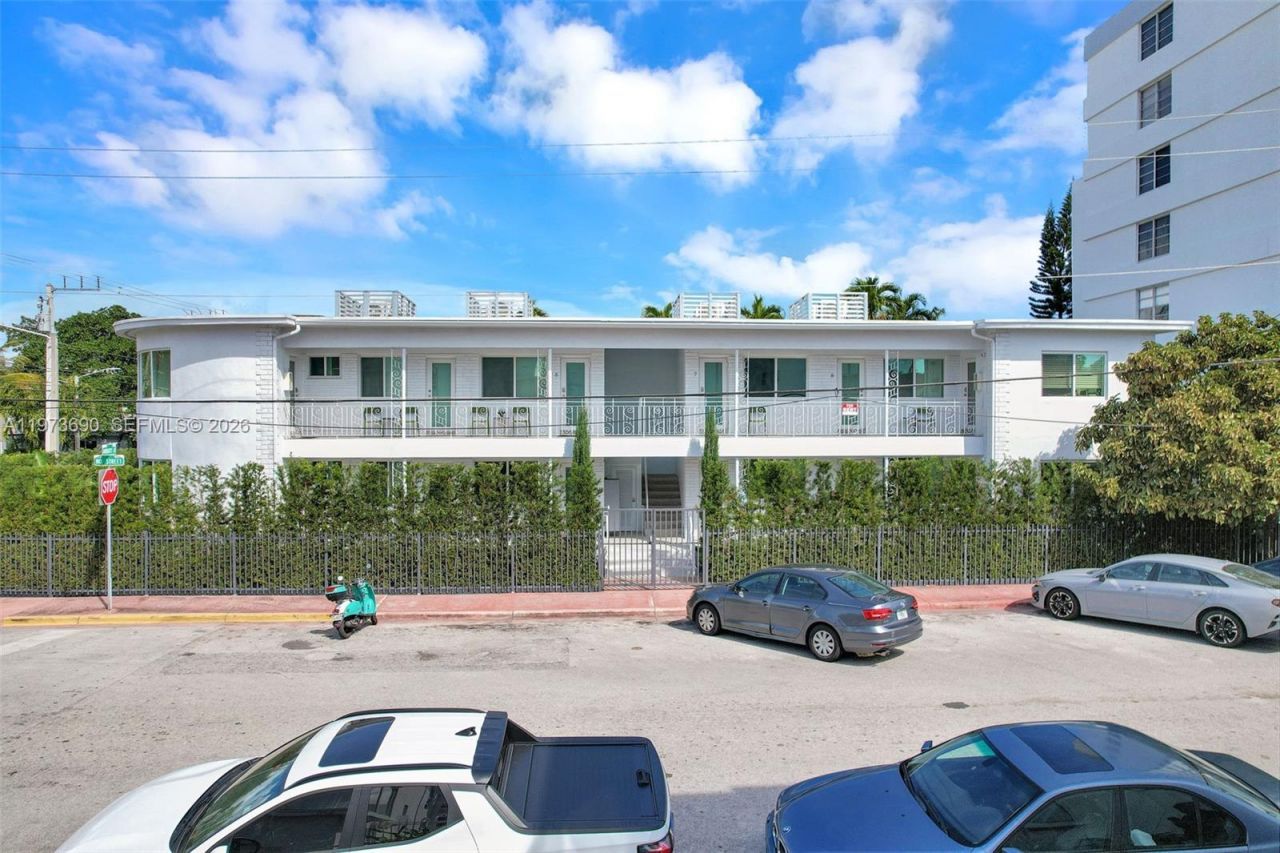 319 80th St , Unit 3, Miami Beach, FL 33141 Photo