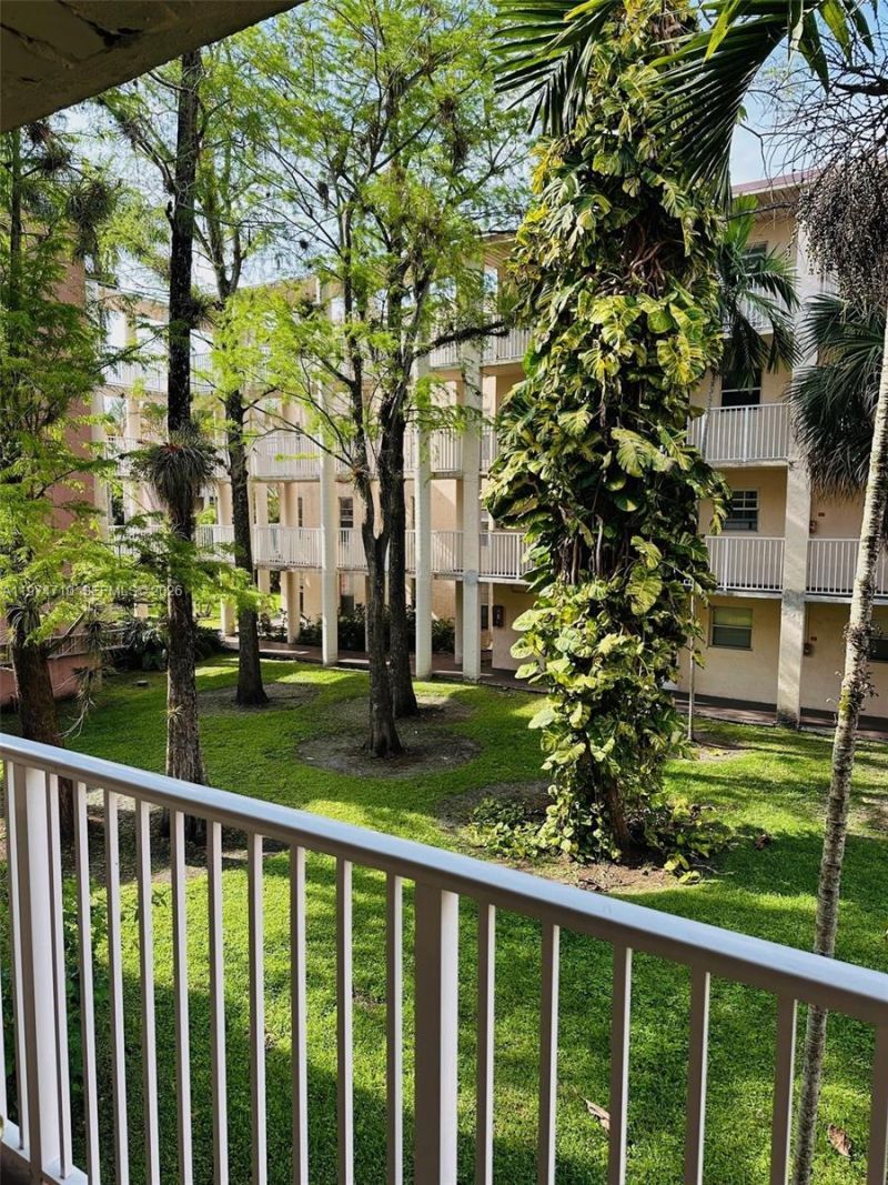 2800 NW 56th Ave, Unit F203, Lauderhill, FL 33313 Photo