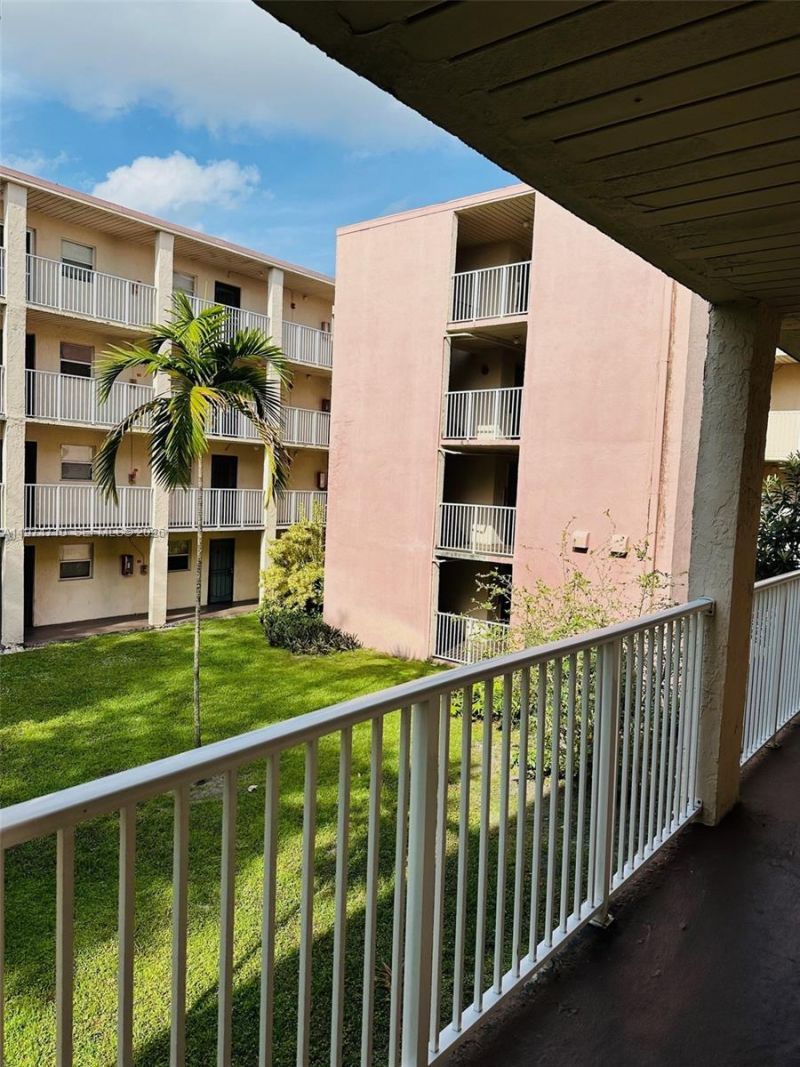 2800 NW 56th Ave, Unit F203, Lauderhill, FL 33313 Photo