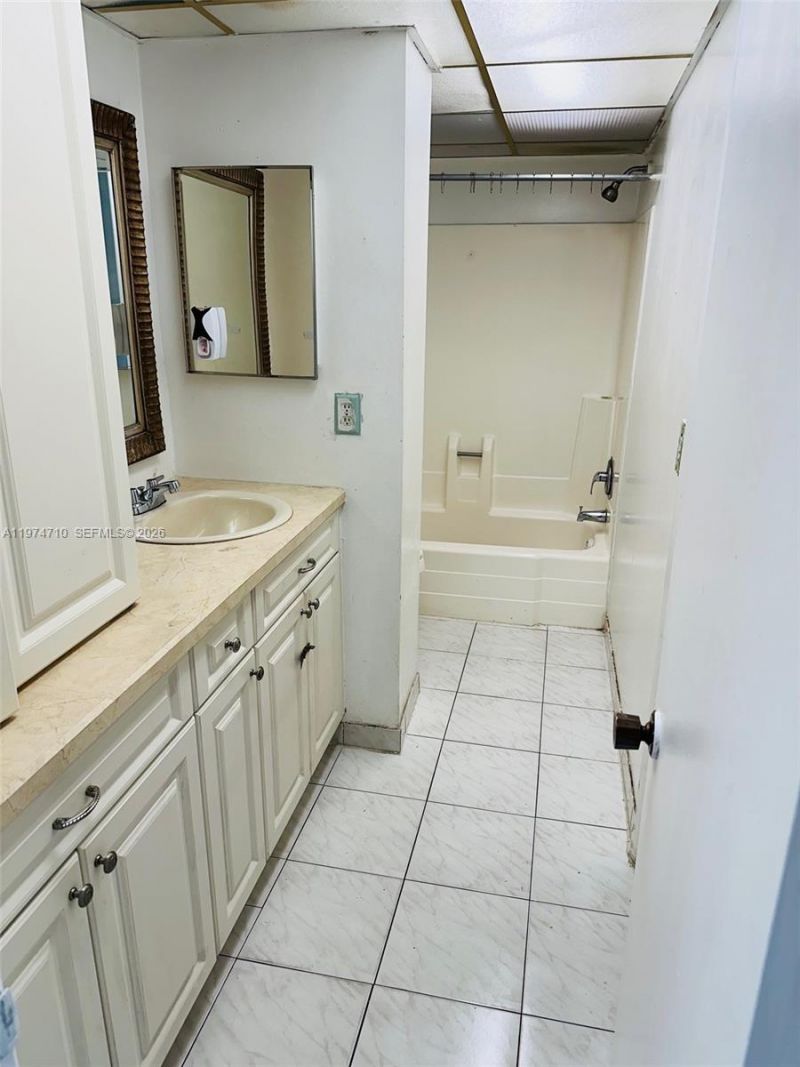 2800 NW 56th Ave, Unit F203, Lauderhill, FL 33313 Photo