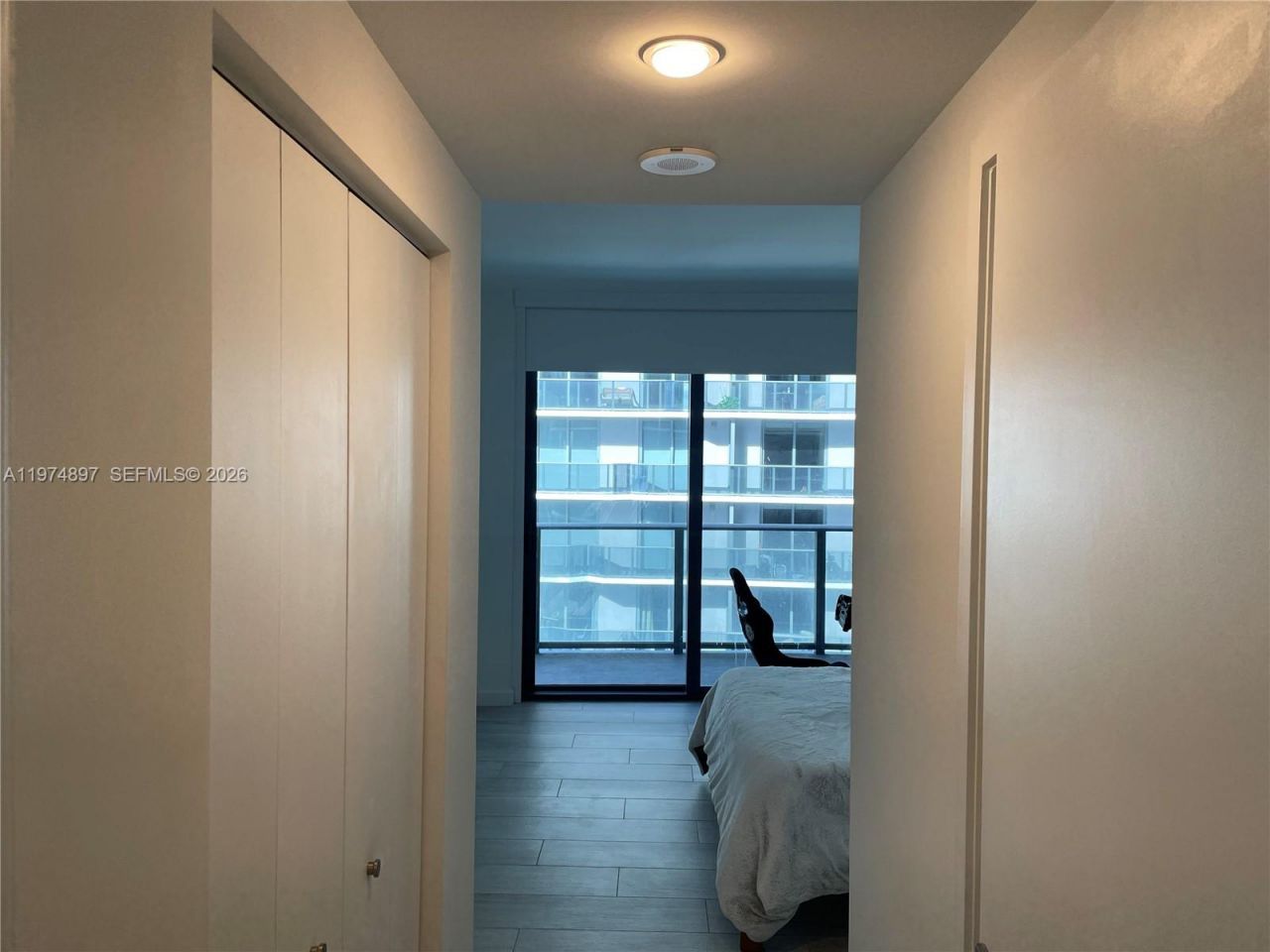 45 SW 9th St, Unit 1206, Miami, FL 33130 Photo