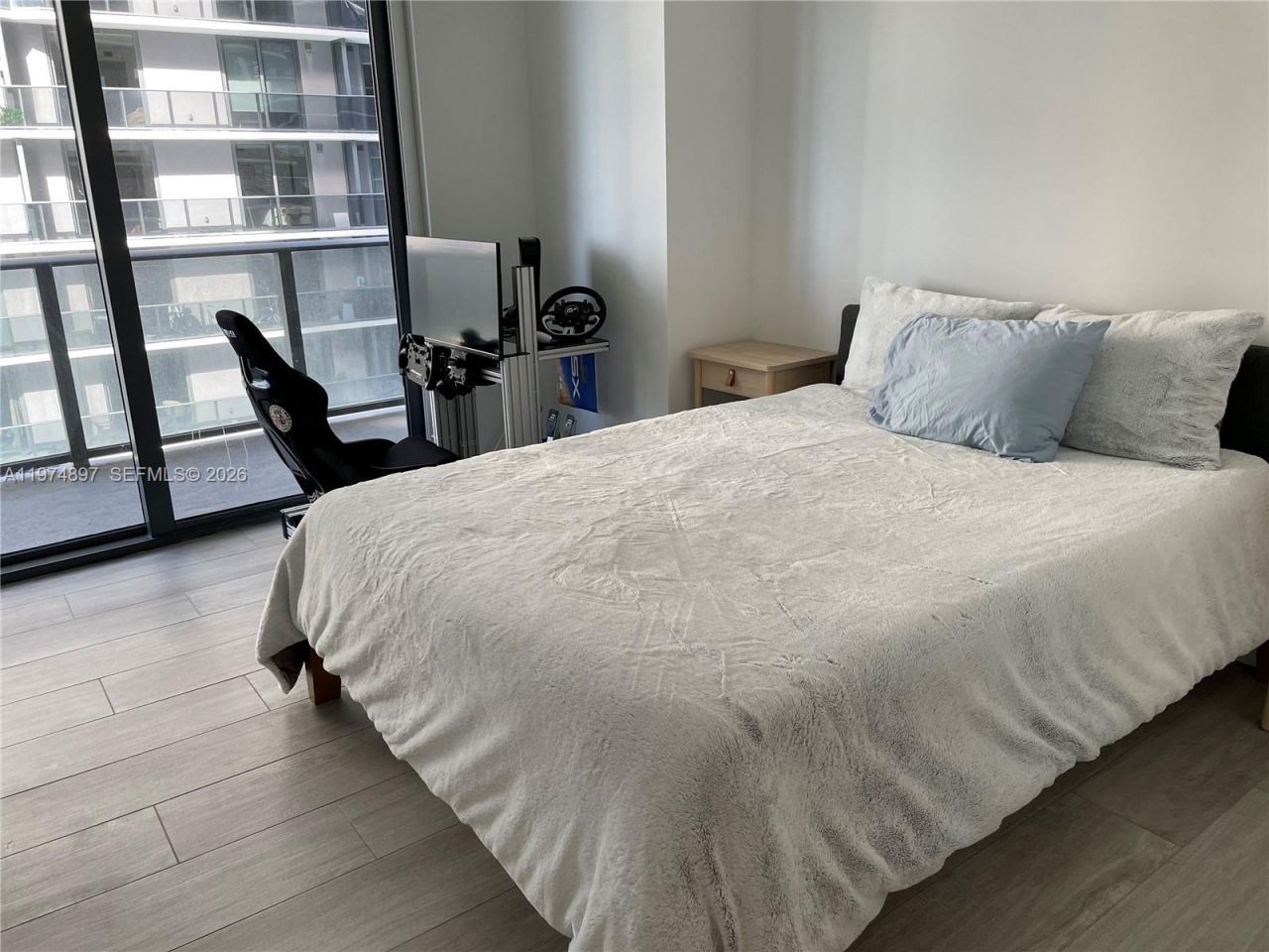 45 SW 9th St, Unit 1206, Miami, FL 33130 Photo