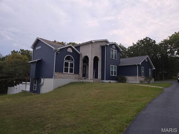 1647 Cedar Park Road , Hillsboro, MO 63050