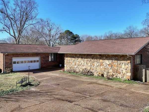 125 Carroll Street , McKenzie, TN 38201