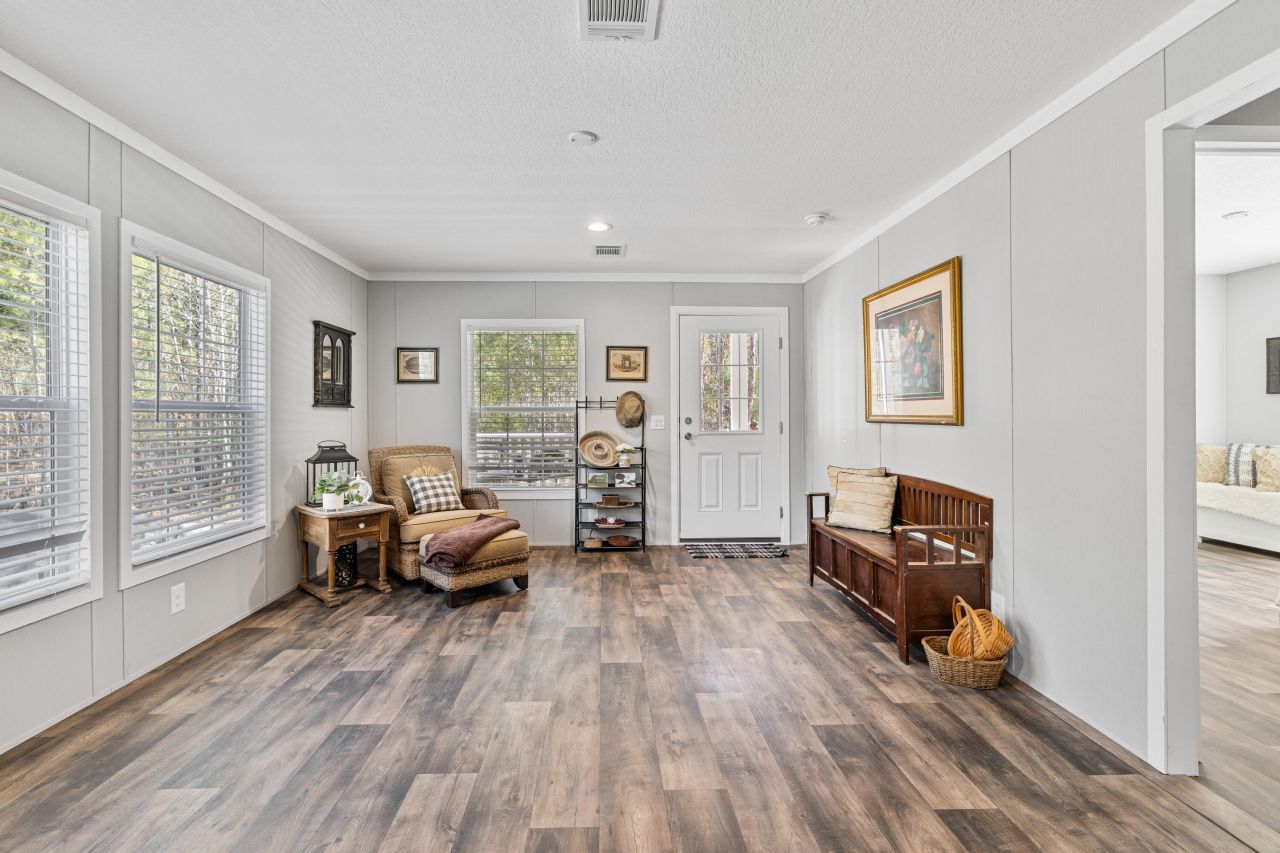 371 Rhode Drive Photo 22