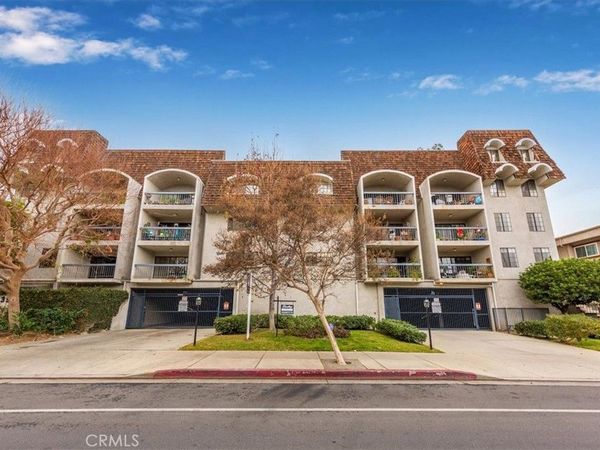 5339 Lindley Unit 207, Tarzana, CA 91356