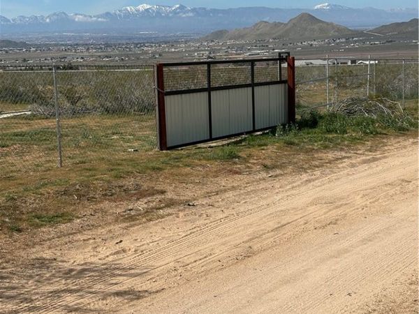 0 Chrysolite, Apple Valley, CA 92307