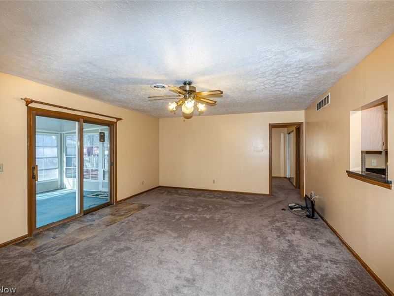 1260 Meadowview Lane , Amherst, OH 44001 Photo 18