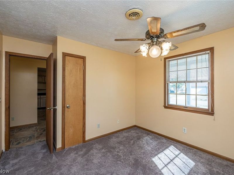 1260 Meadowview Lane , Amherst, OH 44001 Photo 26