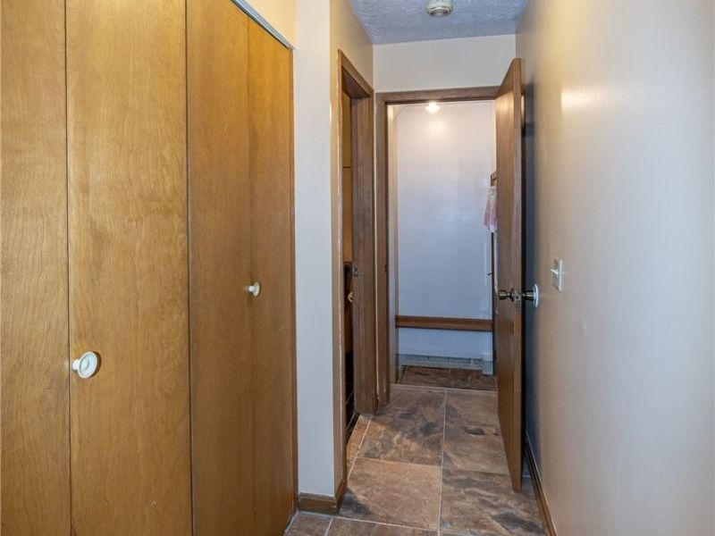 1260 Meadowview Lane , Amherst, OH 44001 Photo 30