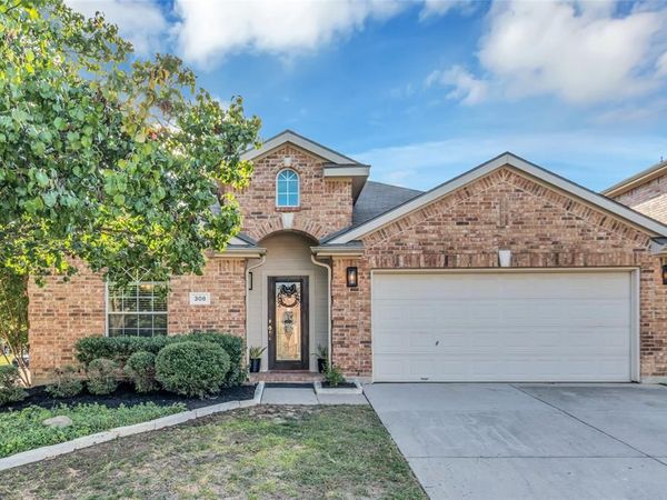 308 Cadbury Drive, Euless, TX 76040