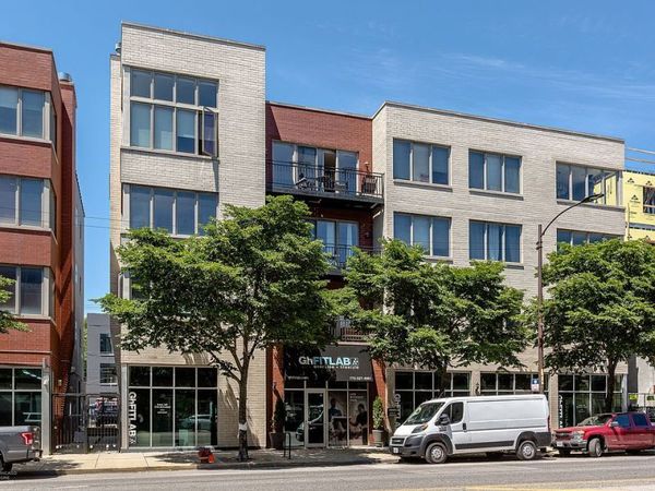 1730 N WESTERN Avenue, Unit 301, Chicago, IL 60647