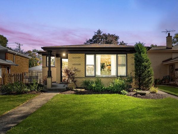 10429 S Keeler Avenue , Oak Lawn, IL 60453