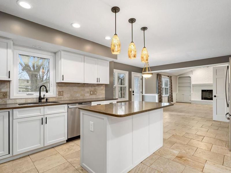 2822 Big Sur Drive, Lewis Center, OH 43035 Photo 13