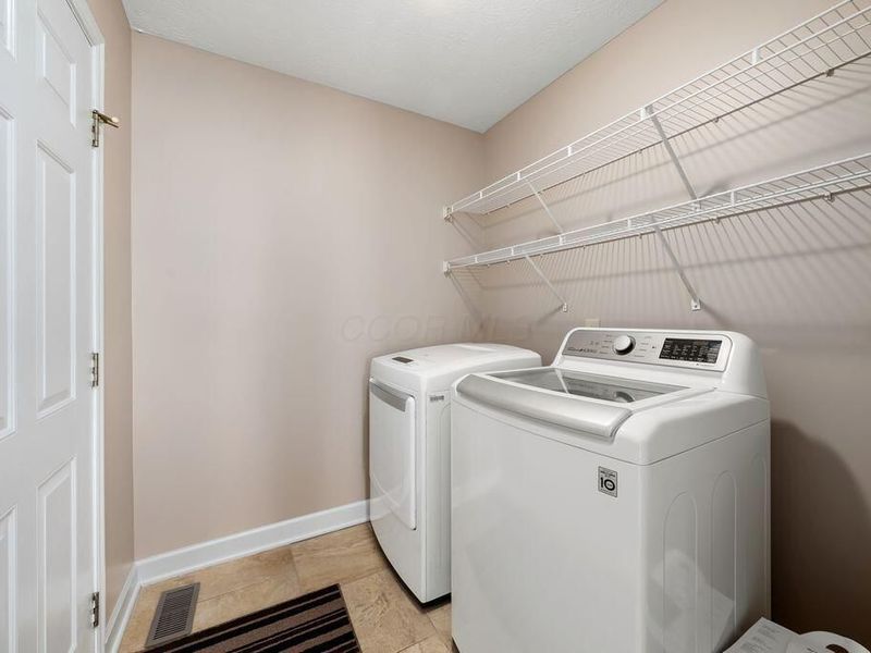 2822 Big Sur Drive, Lewis Center, OH 43035 Photo 31