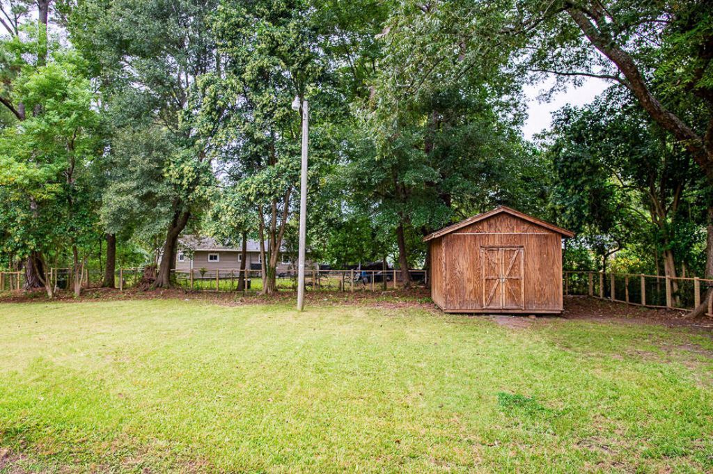 1733 Main Road  Photo 5