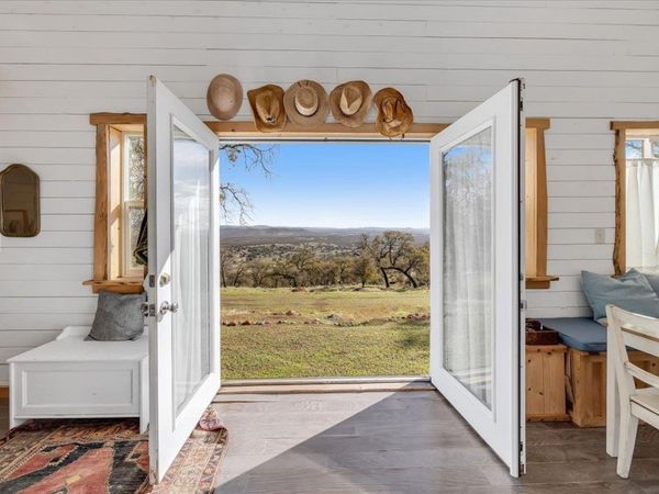 2460 Sulkey Ct, Copperopolis, CA 95228