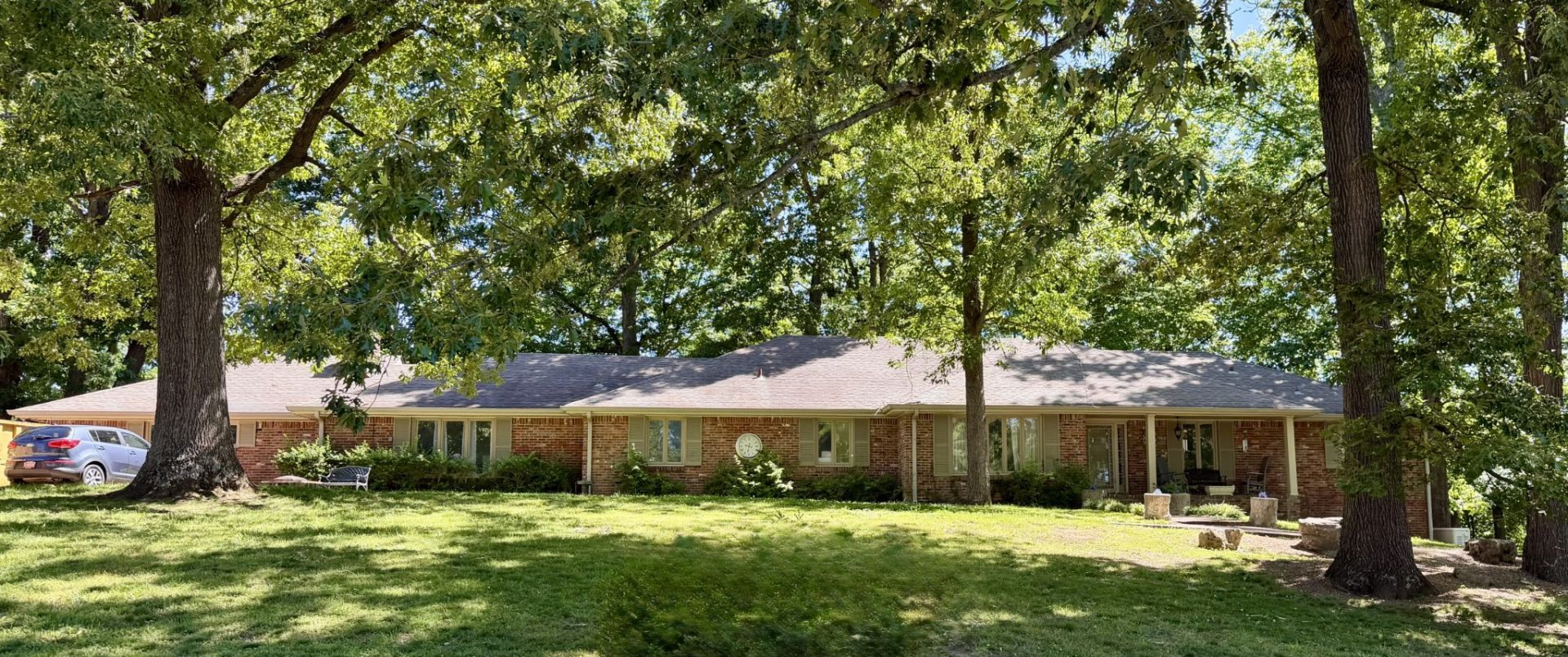 329 Fairway Drive, Clarksville, TN 37043 Main Photo
