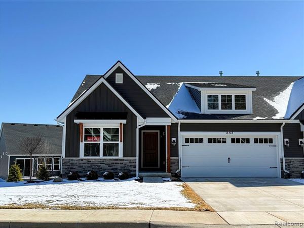 255 Canyon Creek Court , Marion Twp, MI 48843