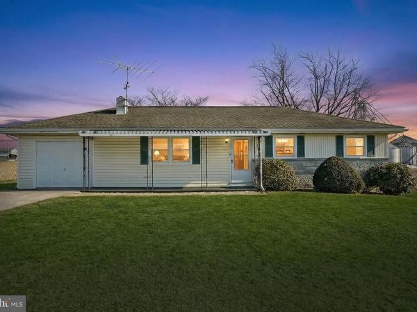 525 BAHNS MILL ROAD , RED LION, PA 17356