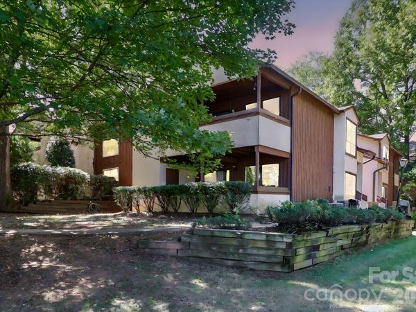 5719 Dockside Drive , Charlotte, NC 28227