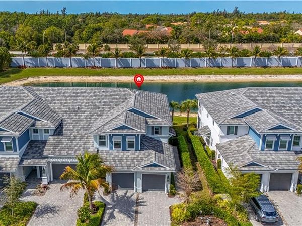 2561 Seychelles DR, Unit 304, NAPLES, FL 34112