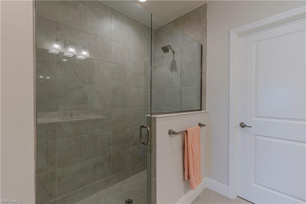2561 Seychelles Dr, Unit 304, Naples, FL 34112 Photo