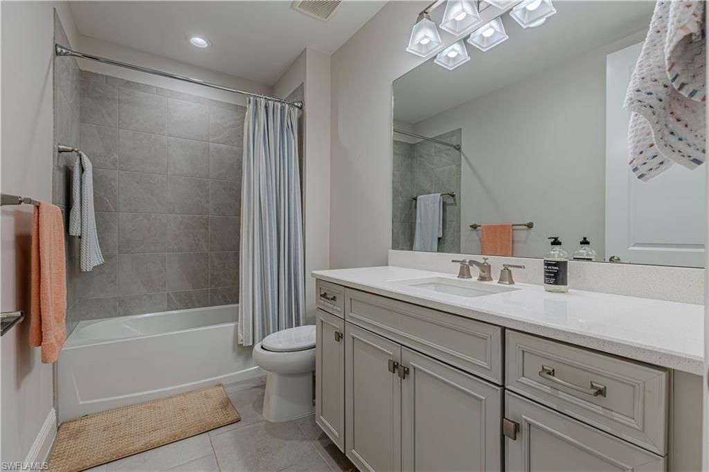 2561 Seychelles Dr, Unit 304, Naples, FL 34112 Photo