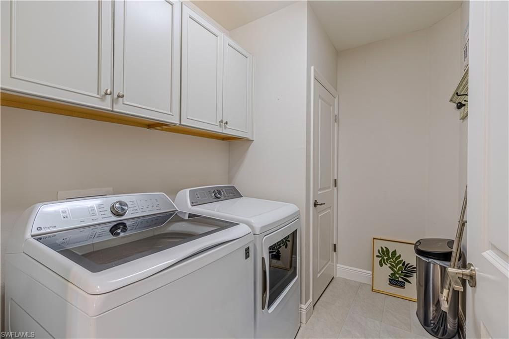 2561 Seychelles Dr, Unit 304, Naples, FL 34112 Photo