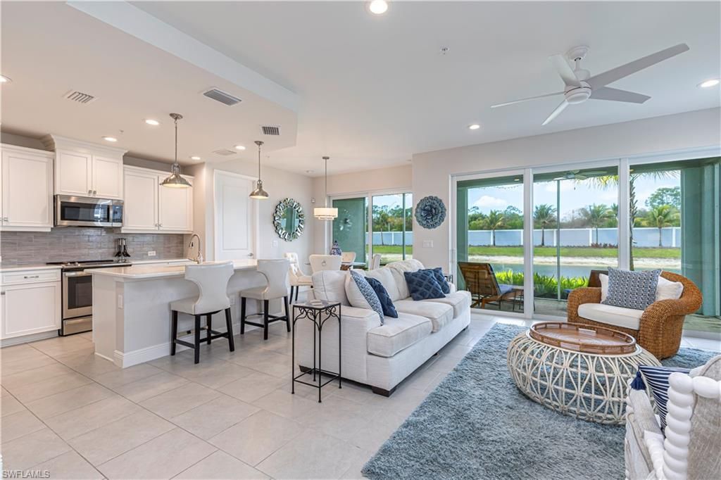 2561 Seychelles Dr, Unit 304, Naples, FL 34112 Photo