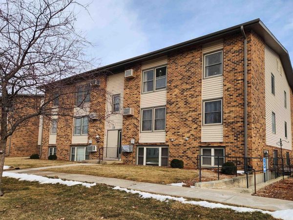 508 Commercial Street, Unit J, LaPorte City, IA 50651