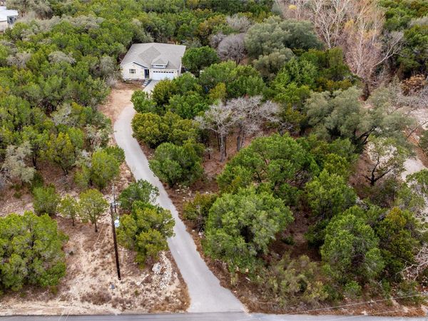 7502 Stable LN, Lago Vista, TX 78645